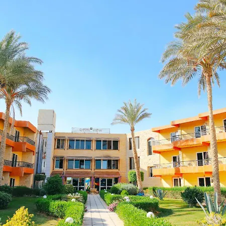 منتجع ريد كاربت السخنة