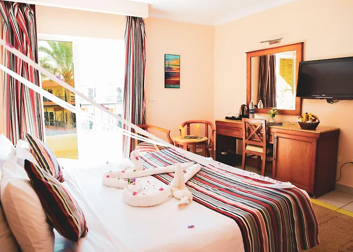 Retal View El Sokhna Aqua Park Resort 4*